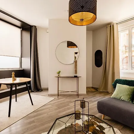 Sublime : Old - Petite France Apartment