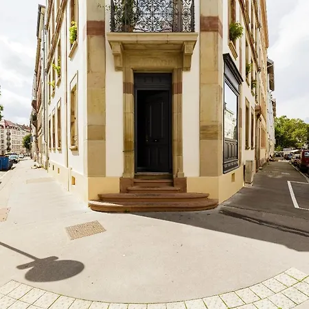Sublime : Old - Petite France Apartment *